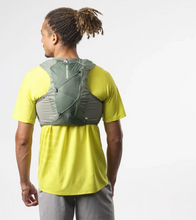 Load image into Gallery viewer, Salomon Active Skin 4 Vest