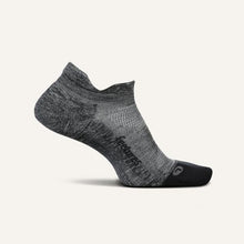 Load image into Gallery viewer, Feetures Elite Light Cushion No Show Sock