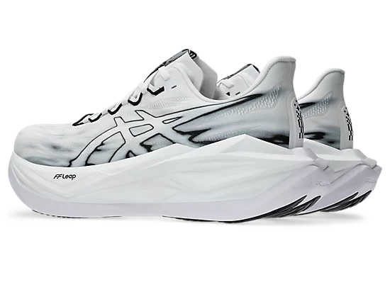 Asics Superblast 3