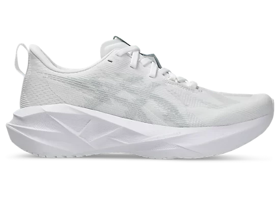 Women's Asics Novablast 5