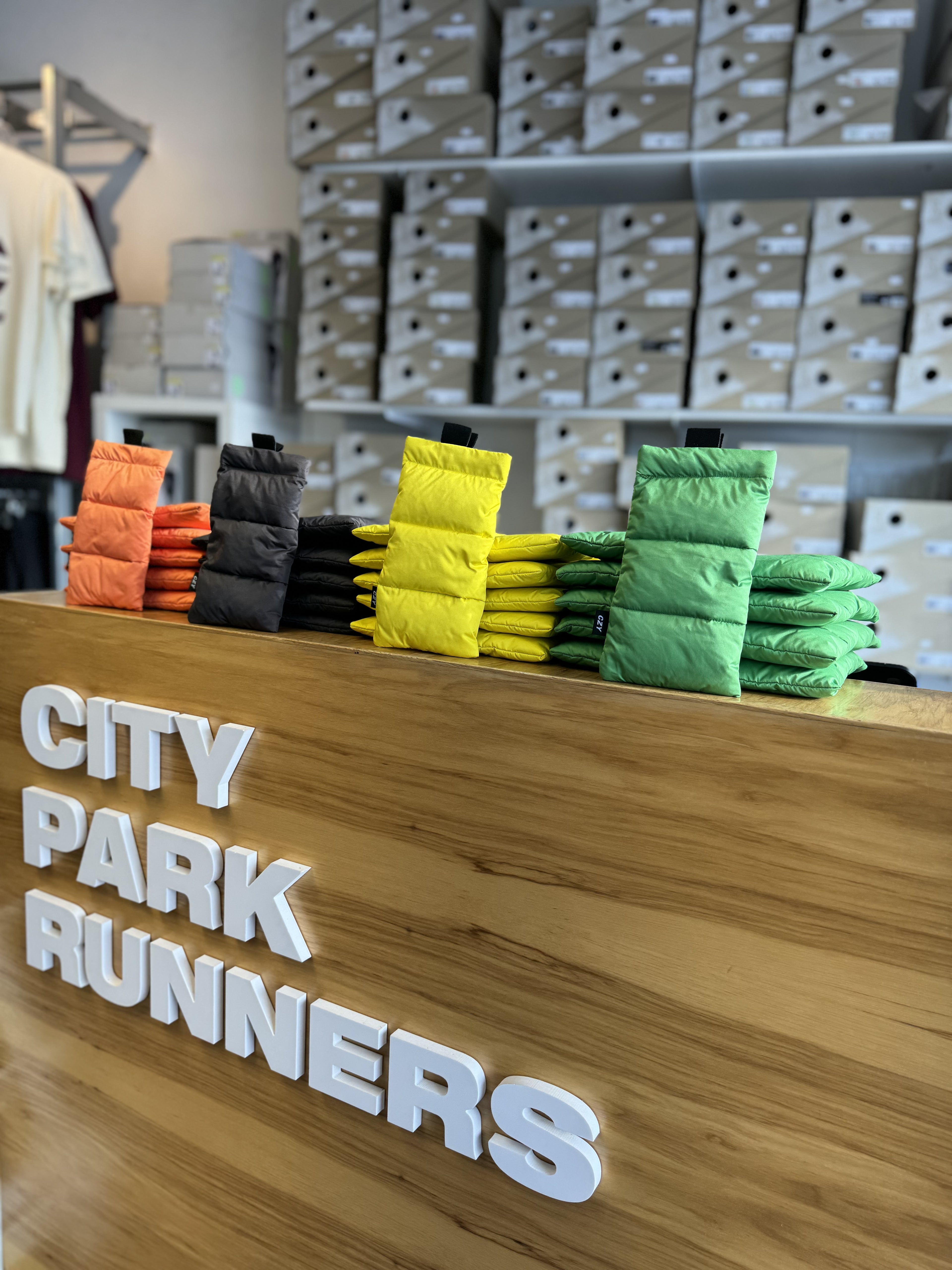 Czy Warm Phone Sleeve