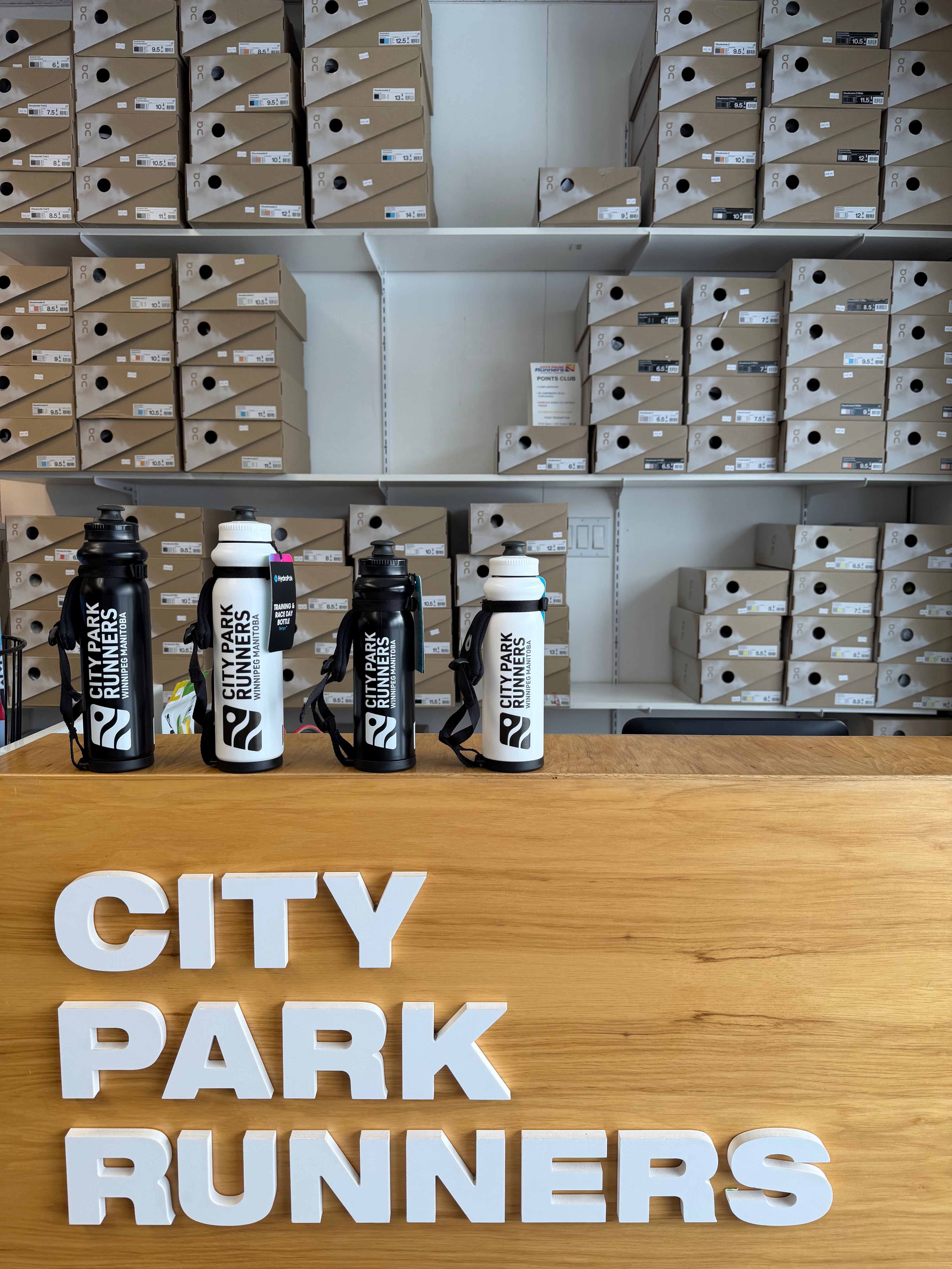City Park Runners x HydraPak Tempo bottle w/ handle