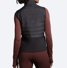 Load image into Gallery viewer, Women&#39;s Brooks Shield Hybrid Vest 2.0
