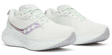 Load image into Gallery viewer, Women&#39;s Saucony Triumph 22
