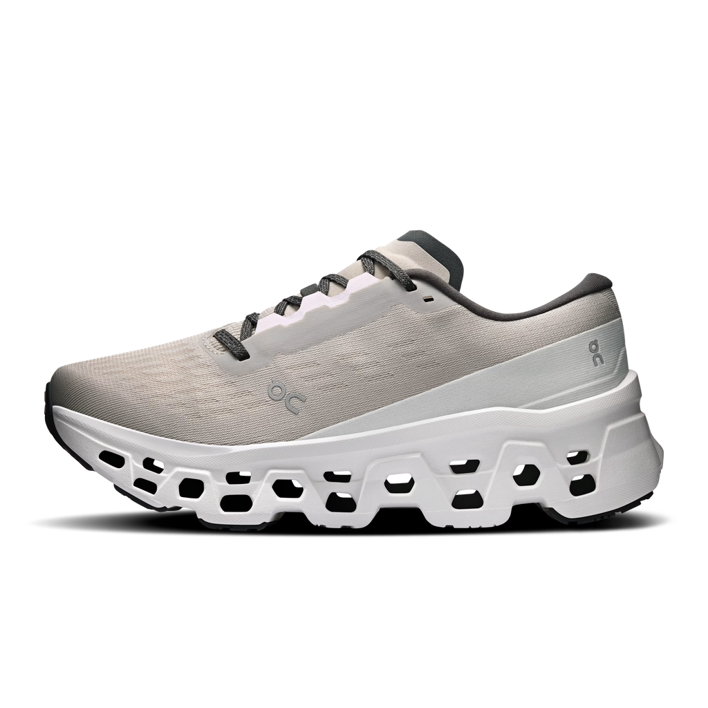Women's On Cloudmonster 3