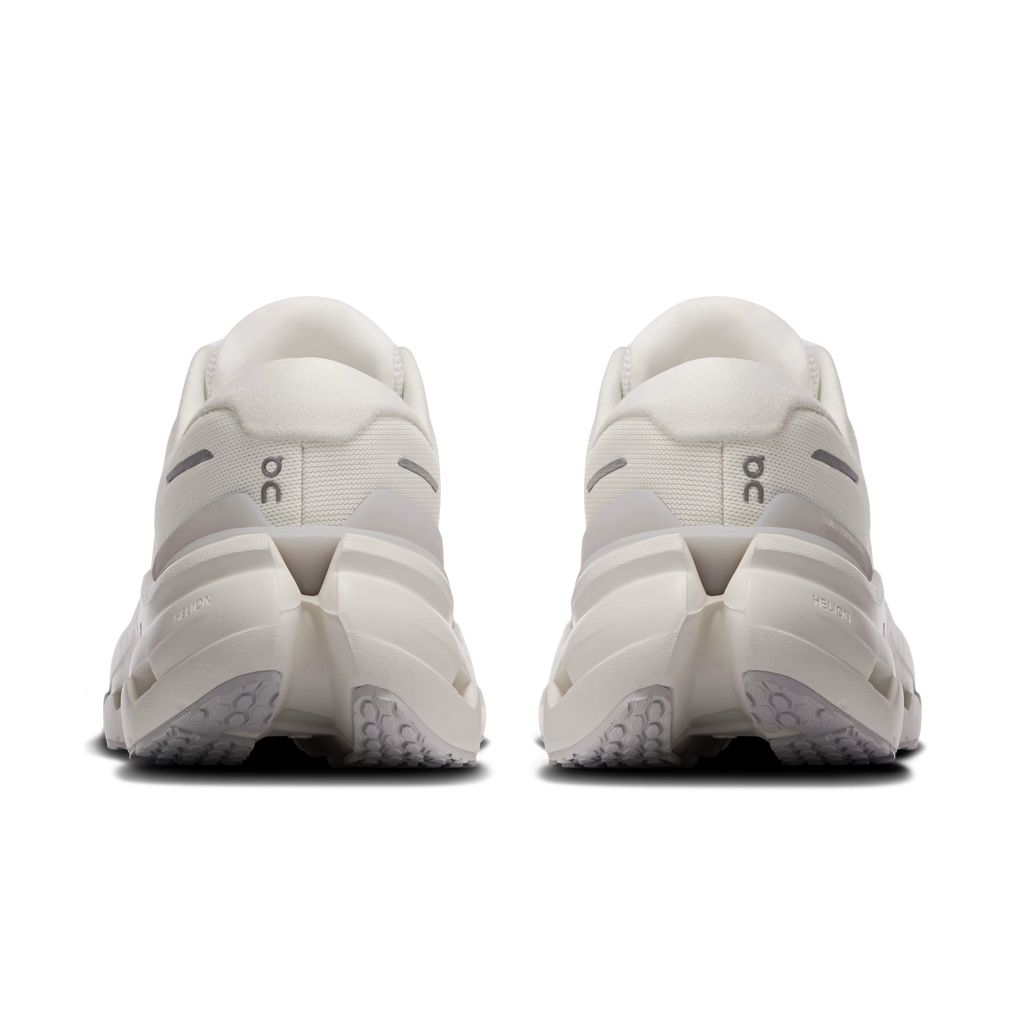 Women's ON Cloudrunner 3